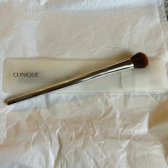New Clinique Eye Shader Brush - Picture 1 of 5